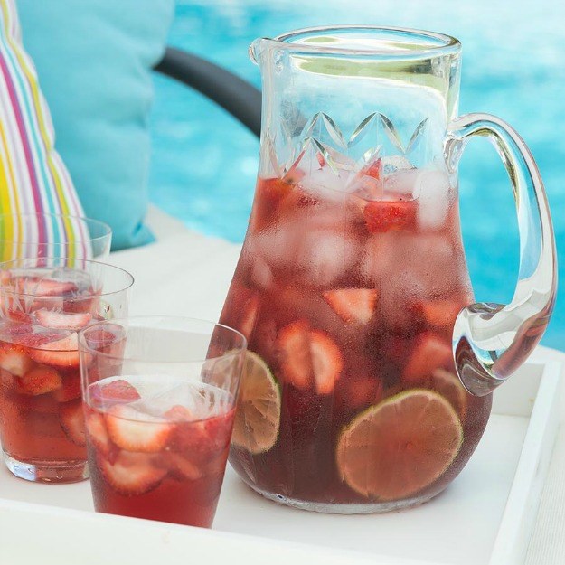 sangria drink labor day