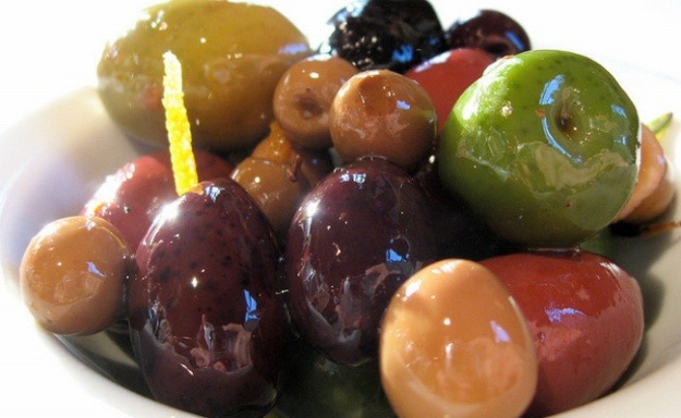 olive oil guide: olive varietals